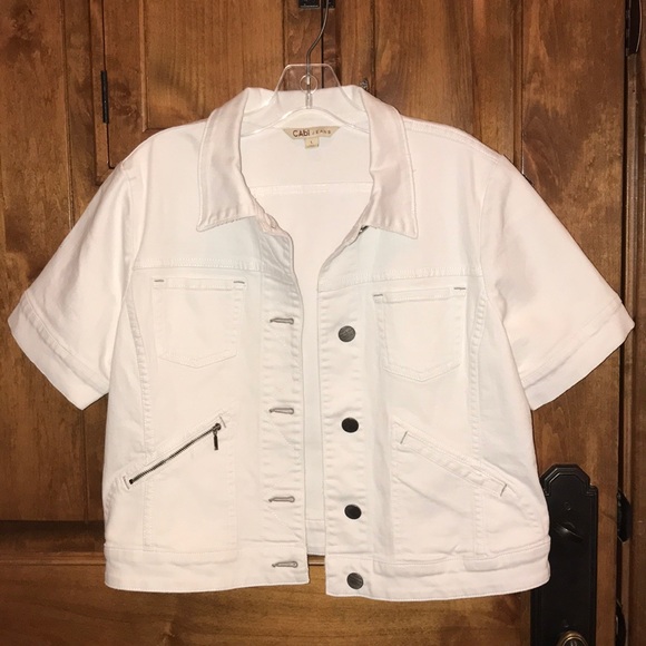 white denim short sleeve jacket